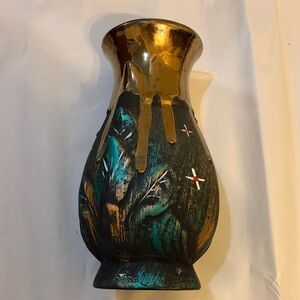 Elegant Gold and Green Vase